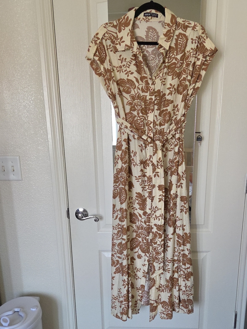 SHEIN Button-front Dress with Brown Floral Print - Maternity